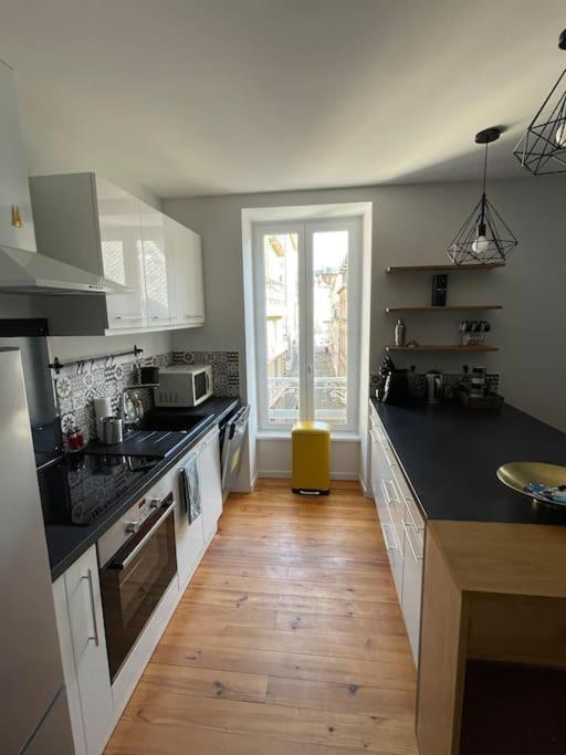 Le Coeur De Rodez Apartment Bagian luar foto