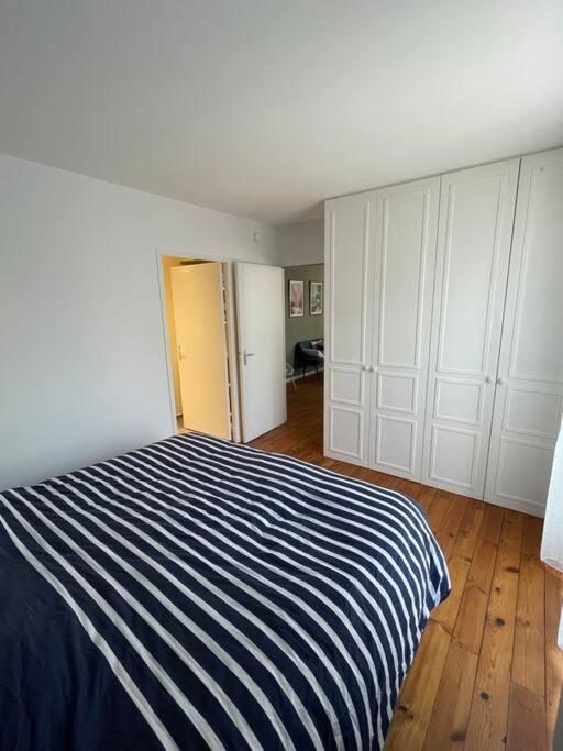 Le Coeur De Rodez Apartment Bagian luar foto